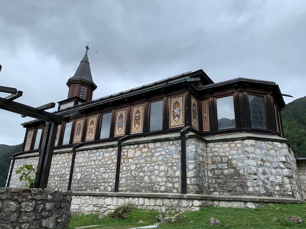 🥾 Église du Saint-Esprit, Javorca (Slovénie)
